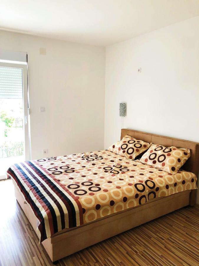 סוטומורה Vila Jovana מראה חיצוני תמונה