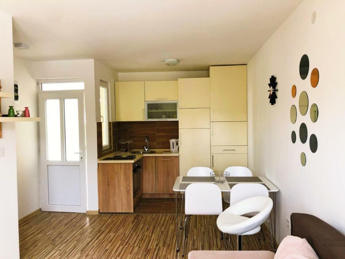 סוטומורה Vila Jovana מראה חיצוני תמונה